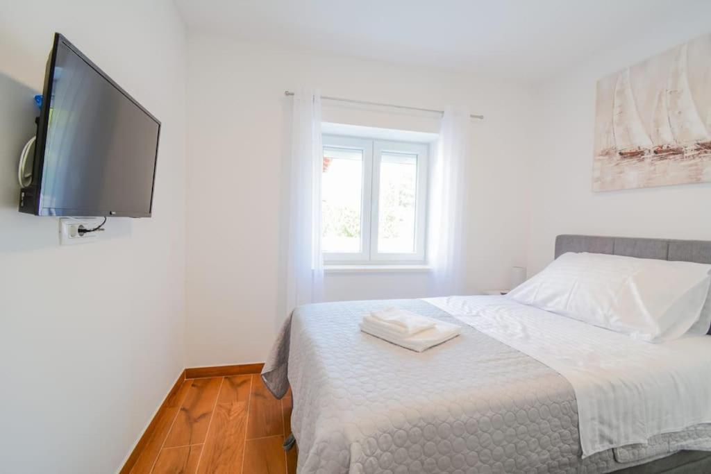 Villa With Amazing View And A Private Pool, Susnjar 1 Krusevo  Екстер'єр фото